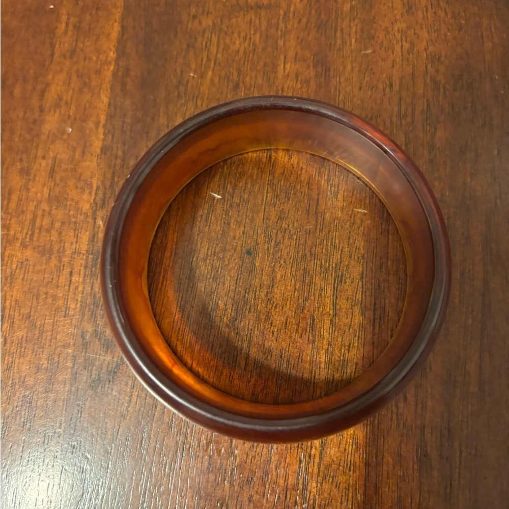 Bakelite Wide Iced Tea Bracele - Picture 6 of 14